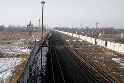 Eisenbahntransitstrecke zwischen West-Berlin und der Bundesrepublik Deutschland in Staaken, Eichholzbahn (Bezirk Potsdam / DDR), 24.12.1990 Bild 6673